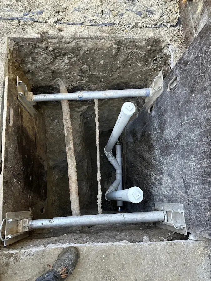 Experienced plumber completing Gas Line Repair work in Lee